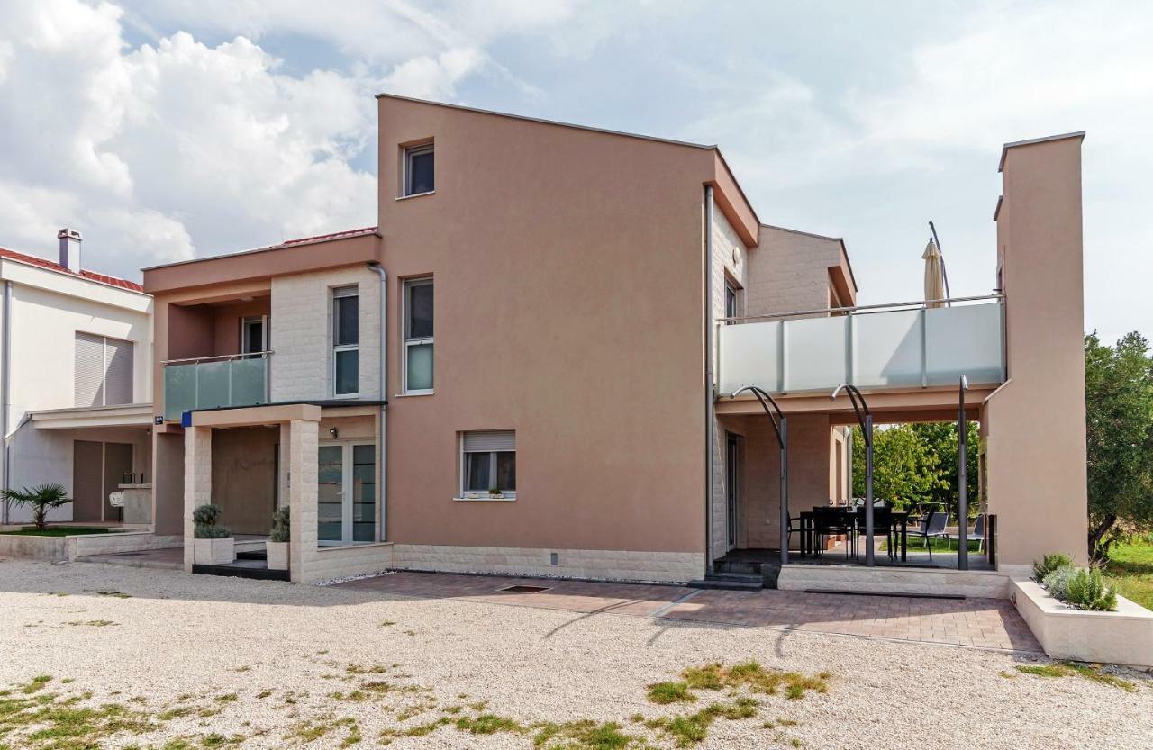 Apartments Lapidem Sukošan المظهر الخارجي الصورة